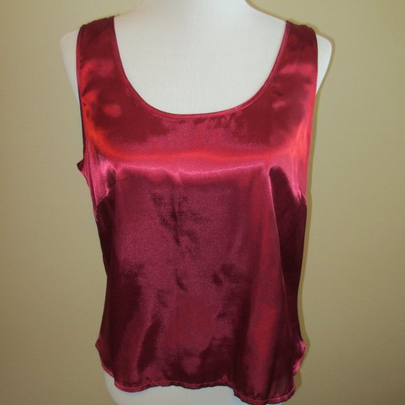 J.S. BOUTIQUE RED SEQUINED 3/4 SLEEVED JACKED WITH SILKY TANK TOP LARGE, NWT - Picture 2 of 6